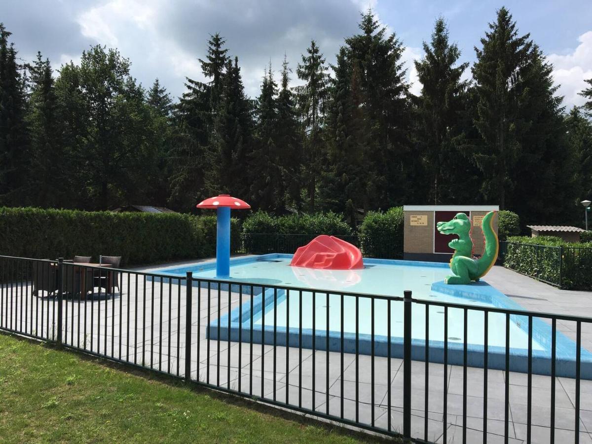 Sfeervol Vakantiehuisje In Bosrijke Omgeving Ворден Екстер'єр фото