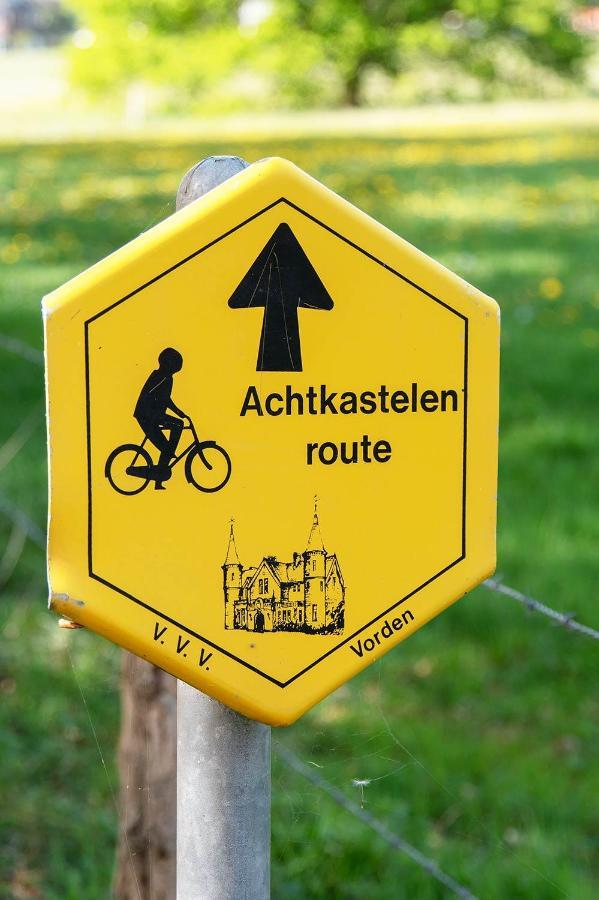 Sfeervol Vakantiehuisje In Bosrijke Omgeving Ворден Екстер'єр фото